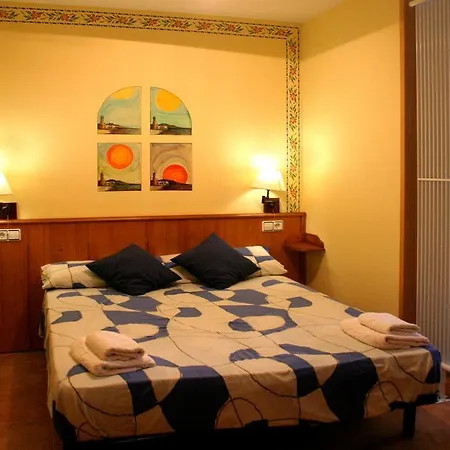 Casa Domenc 호텔