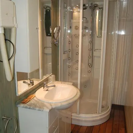 Casa Domenc 酒店 *